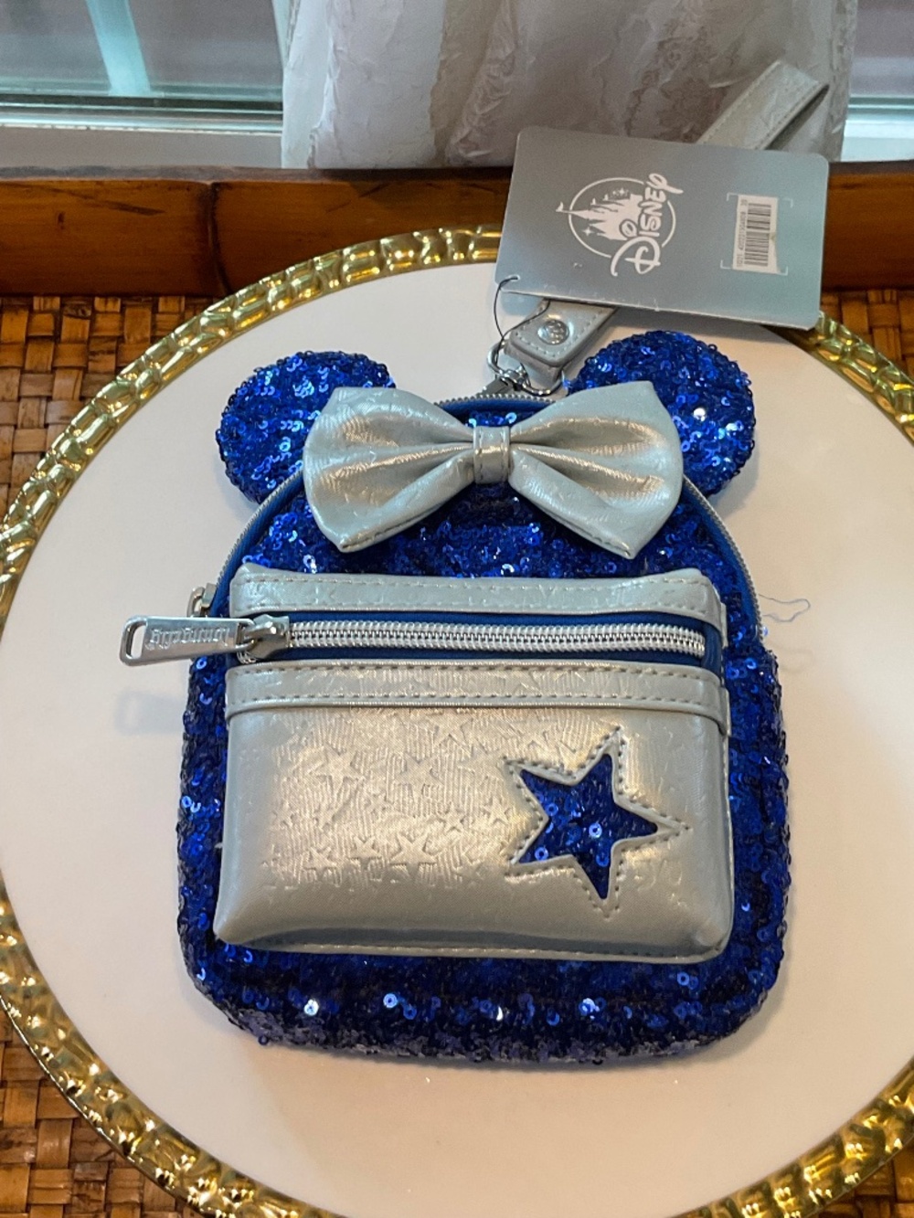 Loungefly Disney Minnie Mouse Sequined Wristlet NWT